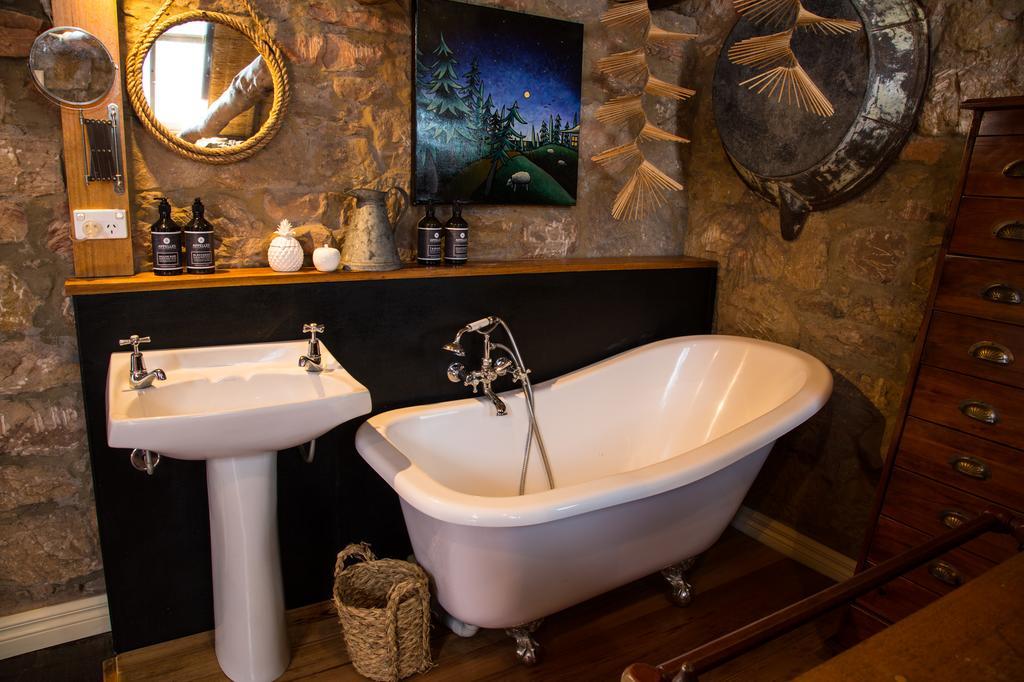 Twamley Farm Villa Buckland
